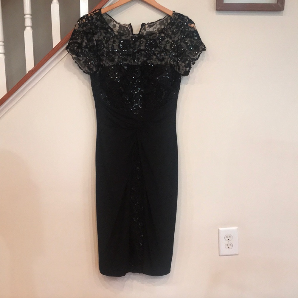 David Meister cocktail dress embellished lace